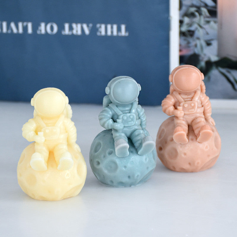 Astronaut Moon Candle Silicone Mold