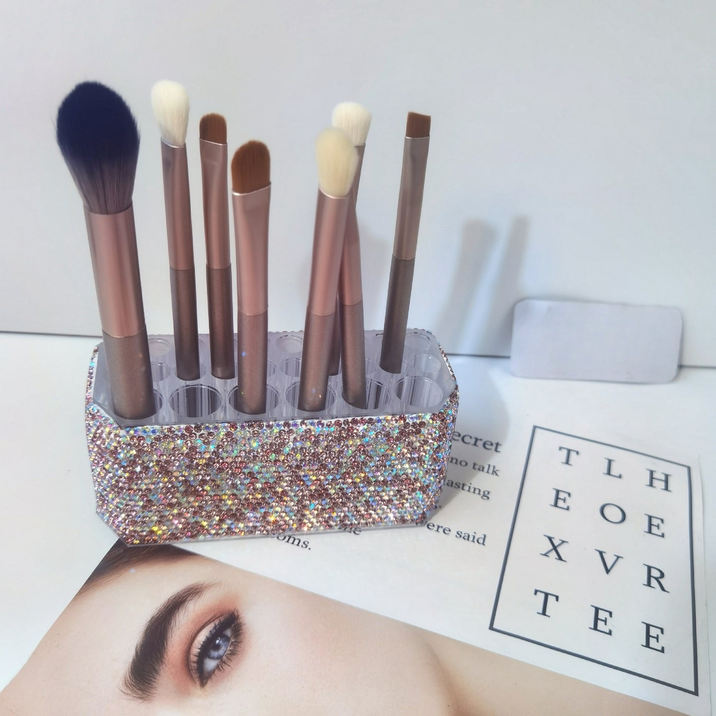 Cosmetic Brush Large Hole Transparent Eyebrow Pencil Eyeliner Storage Box