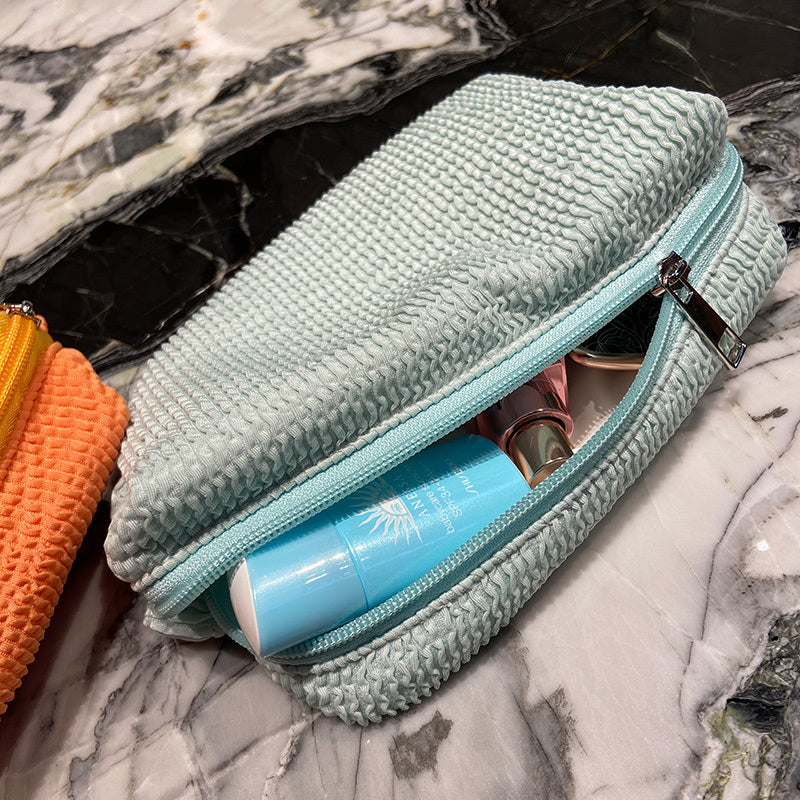 Rock Texture Ruffled Cosmetic Bag Ripple